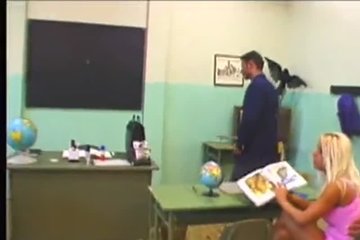 Групповой трах жаркой компании