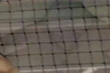 Активно работает задком