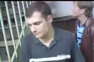 Двое парней трахнули соседку