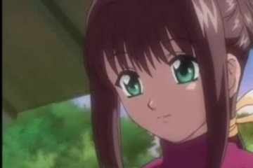 Красотка из аниме надрачивает щели двумя игрушками
