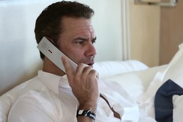 Созвонилась и трахается с деловым мужчиной