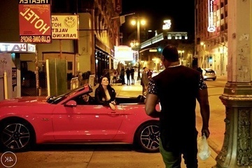Чтобы жизнь была веселей пышка Angela White с подругой сняли негра