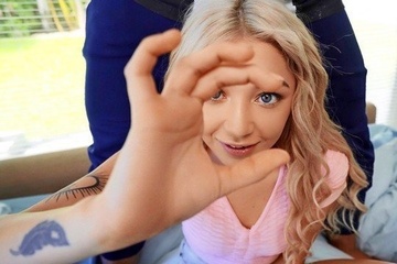 Сестричка познакомилась с толстым хреном брательника