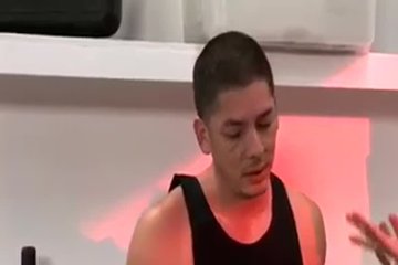 Брюнетка и горячие дырочки