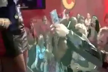 Групповой секс хорошеньких телочек