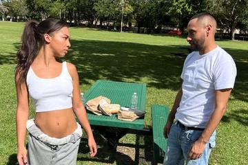 Malina Melendez после свидания в парке ебется с другим парнем