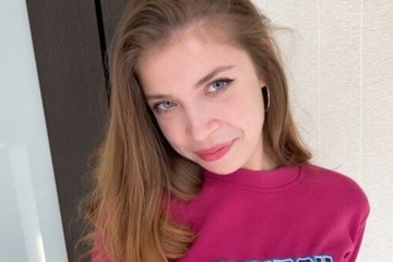 У парня снова встает хуй, ну а подруга не против секса